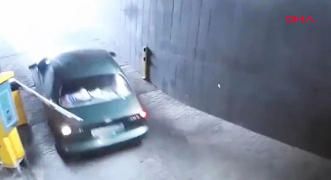 Otopark bariyeri, inatçı sürücünün kâbusu oldu