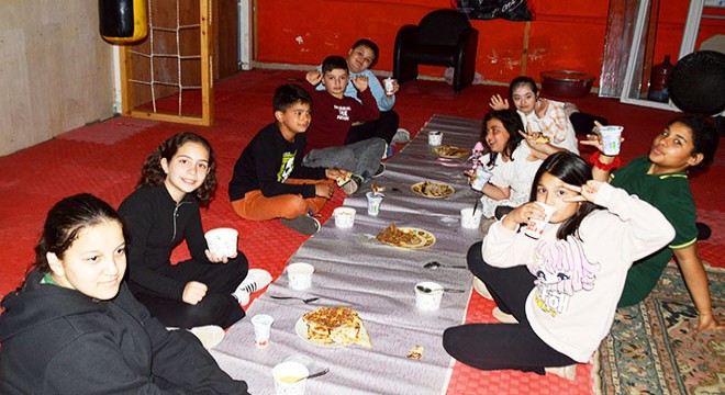 Özel bireyler Antalya'da iftarda buluştu