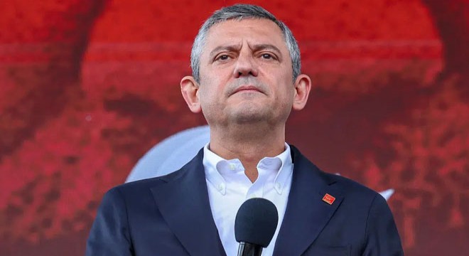 Özgür Özel: Terör örgütünün silah bırakmasını memnuniyetle karşılıyoruz