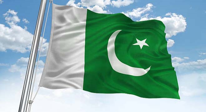 Pakistan’da bina çöktü: 5 ölü