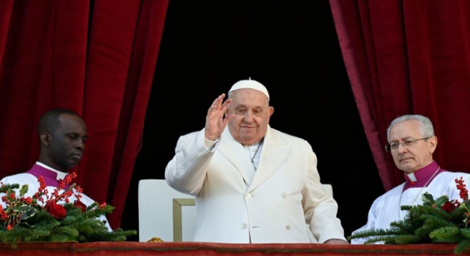 Papa Franciscus hastaneye kaldırıldı