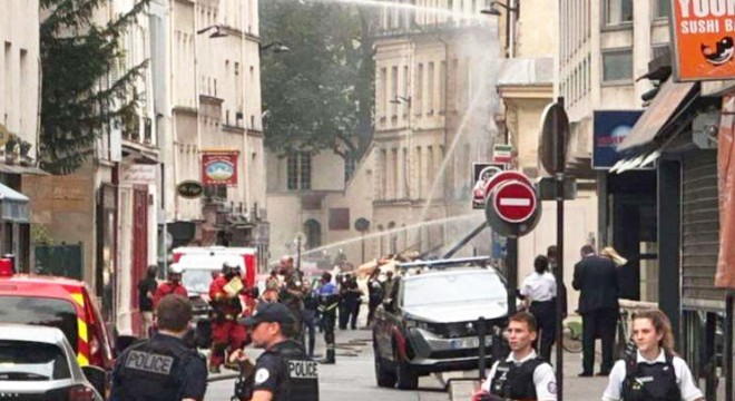 Paris'te patlama! Yaralılar var