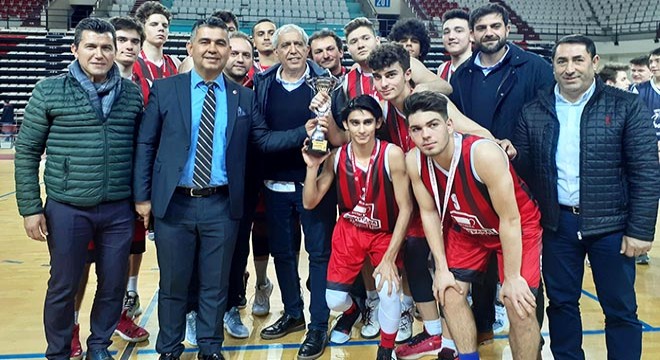 Parkenin Paşalarına kutlama