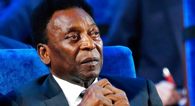 Pele, hastanede kalmaya devam edecek