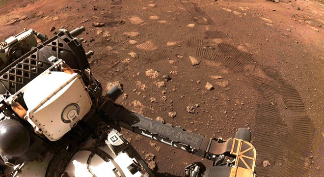 Perseverance keşif aracı Mars'ta ilk test sürüşünü gerçekleştirdi