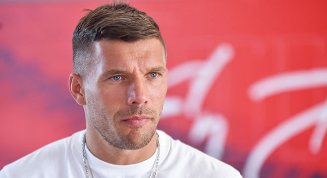 Podolski önemli açıklamalarda bulundu