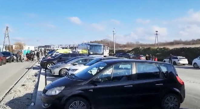 Polonya’ya giriş yapan Türk vatandaşları tahliye ediliyor