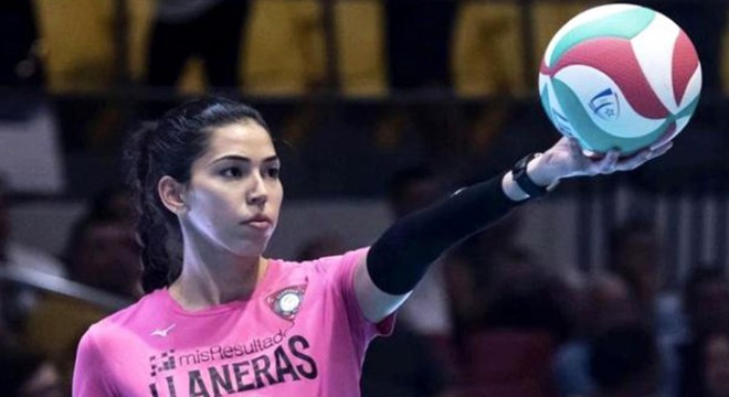 Porto Rikolu oyuncu Muratpaşa'da