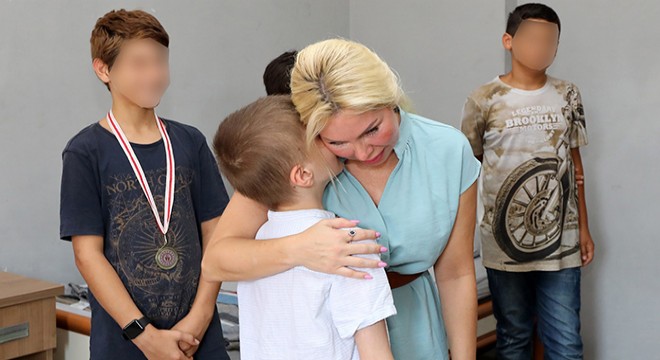 Rektör Özkan, Cem Muhammet'i ziyaret etti