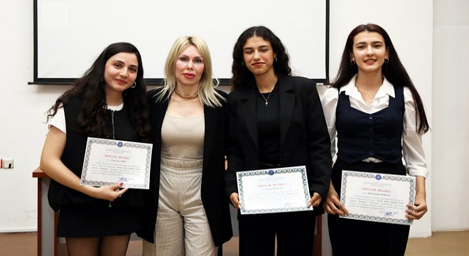 Rektör Özkan'dan geleceğin bilim kadınlarına mentörlük