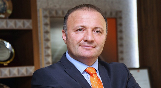 Rektör Ünal'a Altın Ödül