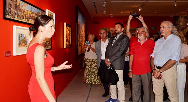 Ressam Samsonov'un sergisi Antalya'da açıldı