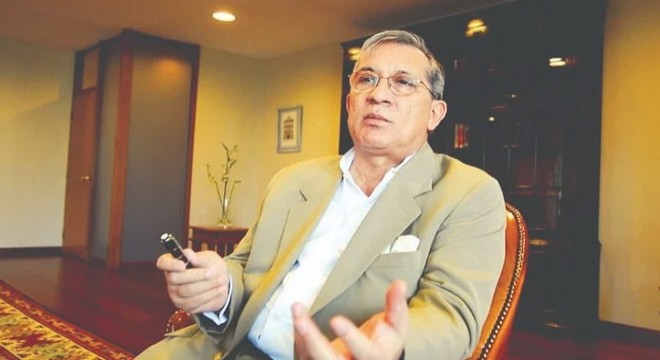 Rüşdü Saraçoğlu hayatını kaybetti