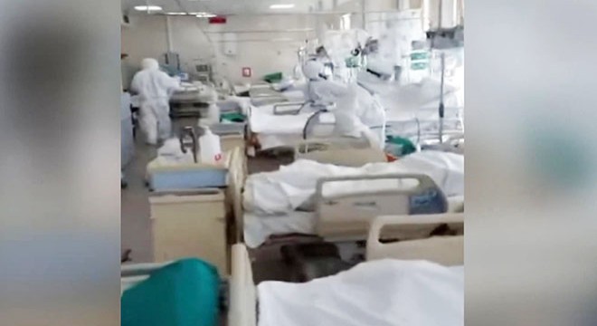 Rusya'da doktor yoğun bakım ünitesini görüntüledi