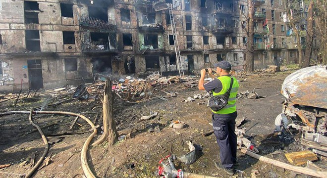 Rusya’nın Kryvyi Rih’e hava saldırısında 3 kişi öldü