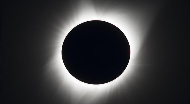 Sadece Antarktika’dan görülebilen tam Güneş tutulması