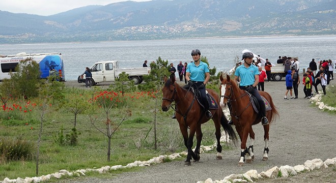 Salda Gölü'nde atlı jandarma göreve başladı