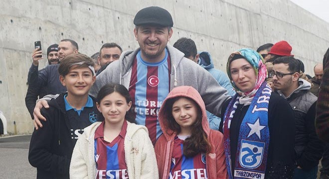 Şampiyon Trabzonspor, Hatay'a gitti