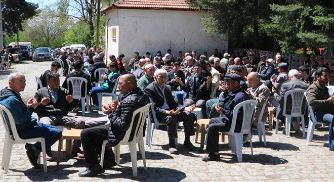 Sandıklı'da köylülerden yağmur duası