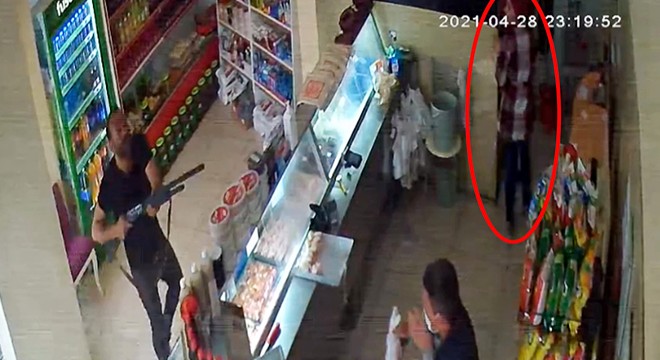 Şarküterideki kadın cinayetinin görüntüsü ortaya çıktı
