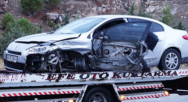 Satın aldığı otomobili memleketine götürürken kaza yaptı