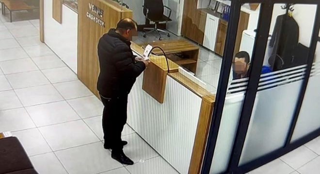 ‘Sazan sarmalı' yöntemiyle dolandıran 20 şüpheli tutuklandı