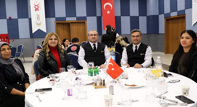 Şehit aileleri ve gazilerle iftar