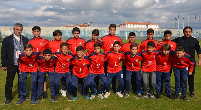 Serik U13 takımı fırtına gibi