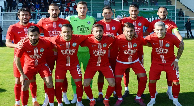 Serik deplasmandan puanla döndü