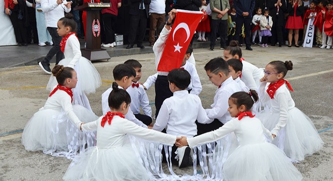 Serik'te Çocuk Bayramı coşkusu