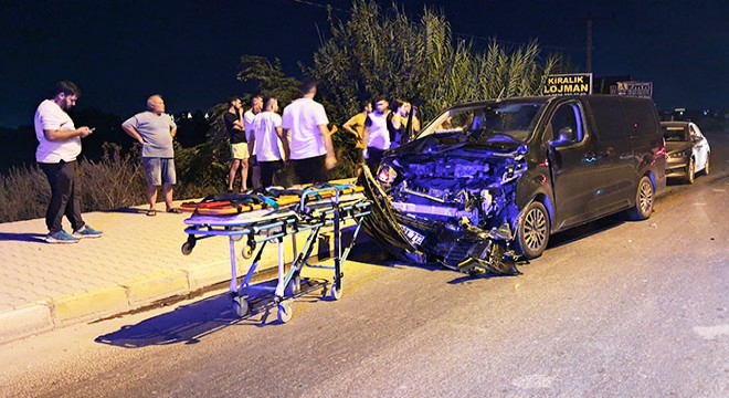 Serik'te kaza: 3 yaralı