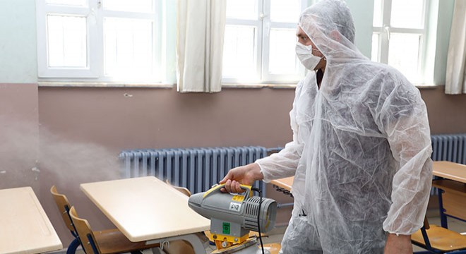 Sınavların yapılacağı okullar dezenfekte ediliyor