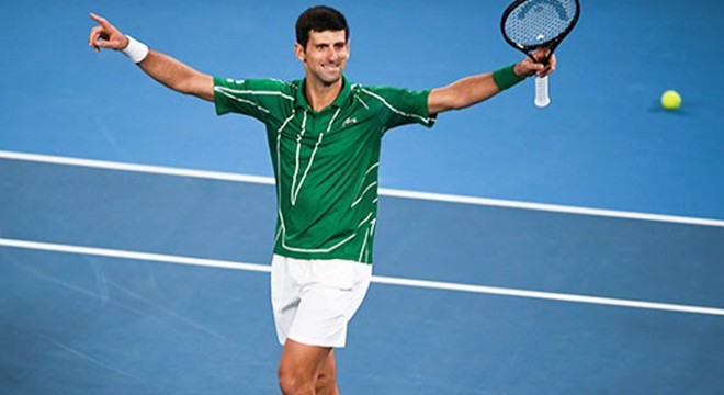 Sırp tenisçi Djokovic, turnuvadan çekildi