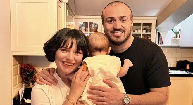 Ünlü oyuncu Ezgi Mola boşanıyor