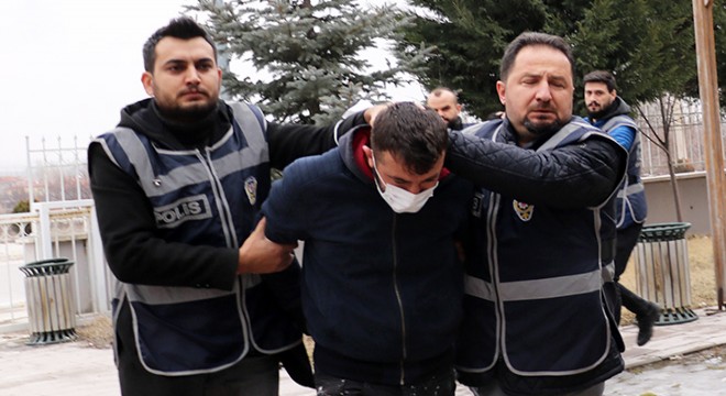 Su isteme bahanesiyle eve girip, 15 bin lira için öldürmüş