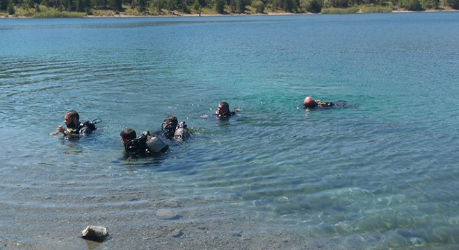 Sualtı ekibi tatbikatta