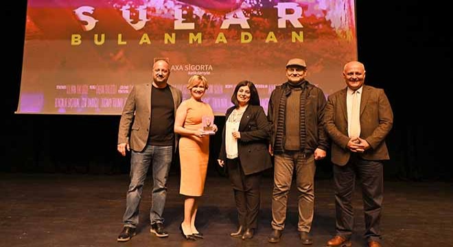 ‘Sular Bulanmadan’ Antalya seyircisiyle buluştu