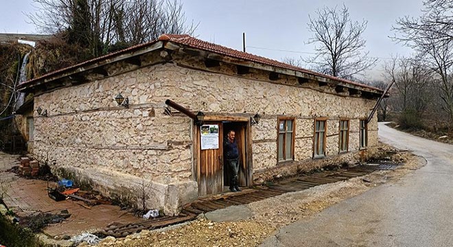 Suyla çalışan değirmen 3 asırdır dönüyor