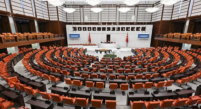 TBMM'deki bazı komisyonlar çalışmaya devam edecek