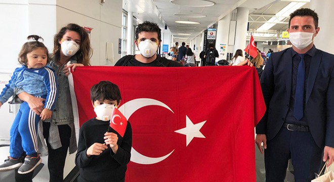 THY, ABD'deki Türkler için Chicago'dan tahliye uçuşu düzenledi