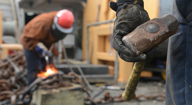 TÜİK: Ücretli çalışan sayısı yıllık yüzde 2,9 arttı