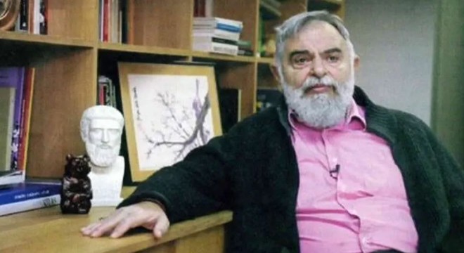 Tarihçi Mete Tunçay'dan acı haber