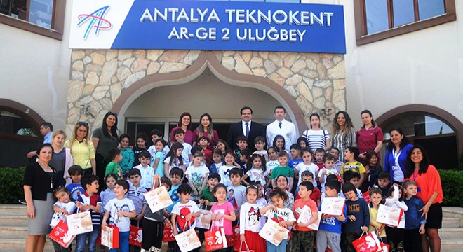Teknokentin küçük ziyaretçileri