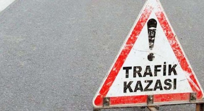 Ters yöne giren TIR bariyere çarptı