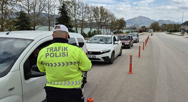 Trafik denetiminde 'elma hasadı' yoğunluğu
