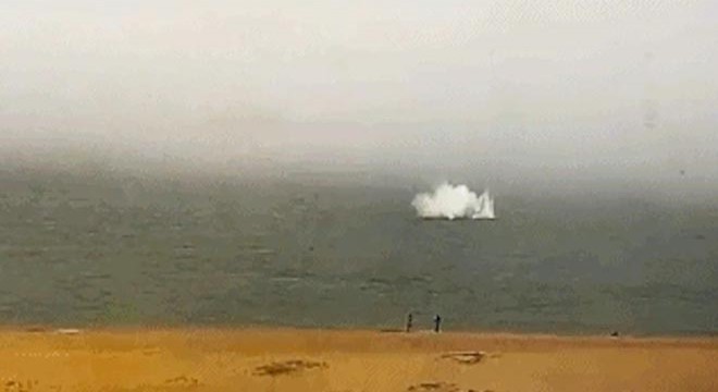 Turist taşıyan helikopterinin düşme anı kamerada: 3 ölü