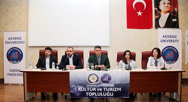 Turizm Fakültesi Kariyer Günü'ne yoğun ilgi