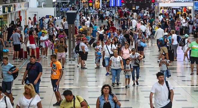 Turizmde Türkiye ve İspanya arasındaki makas daralıyor