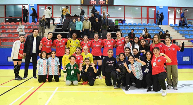 Türkiye Kupası'nda avantaj Konyaaltı'nda