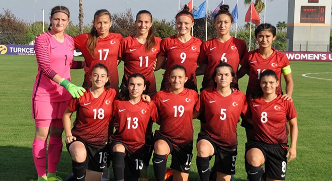 U19 Kadın Futbol Milli Takımı Elit Tur'a yükseldi